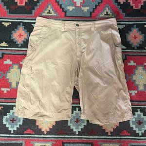 Mountain Khakis Mens Chino Shorts Size 36x11 Brown Relaxed Fit Mid Rise